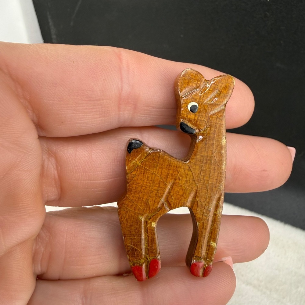 Vintage Hand Crafted Deer Brooch Wood